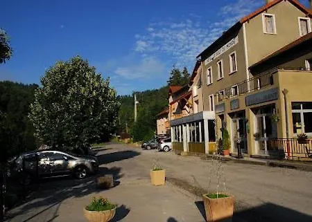 Hotel Du Bout Du Monde Saint-Flour (Cantal)